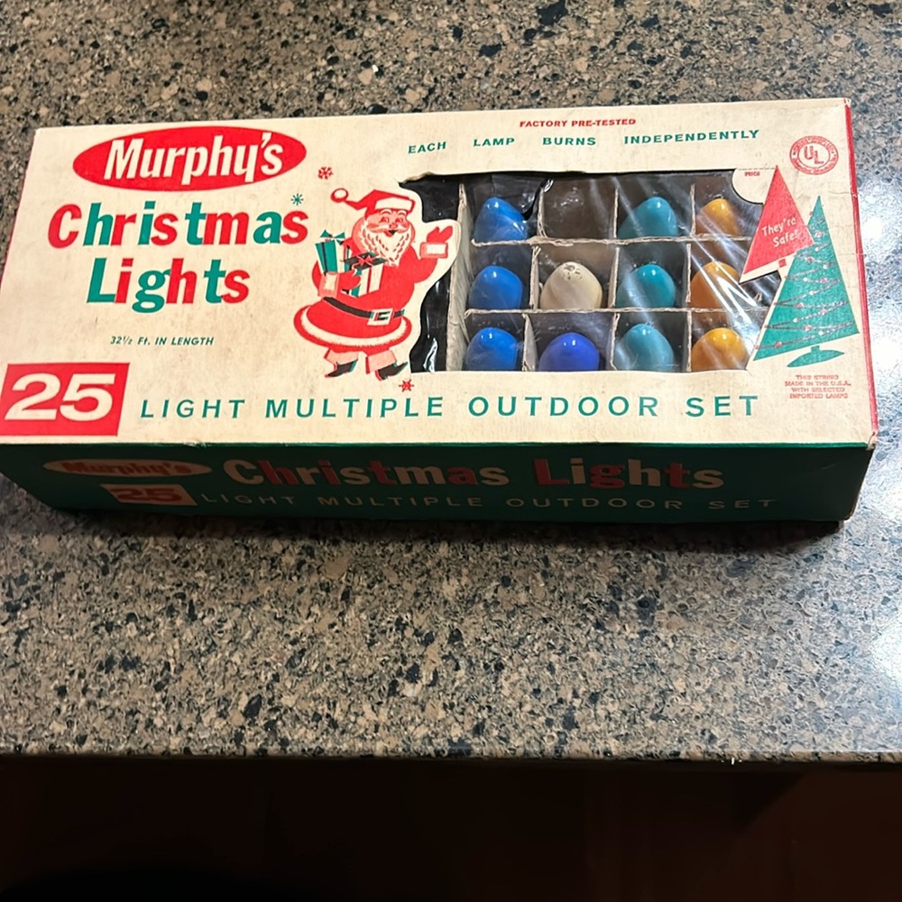 43 Vintage Murphy’s Outdoor Christmas Lights Set in Assorted Colors